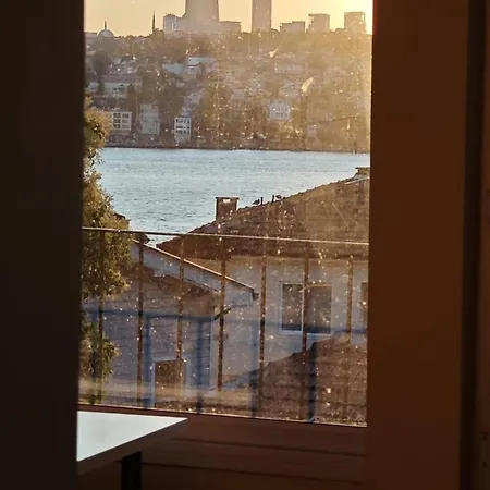 An Tale, An Dream, Bosphorus Two 2 아파트